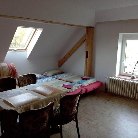 Apartman Police Nad Metuji Appartement Buitenkant foto